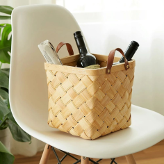 Custom design square natural woven wood chip basket with leather handle Supplier