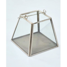 Terrarium With Silver Finishing And Rectangular Design Exporter