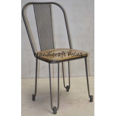 Iron Chair with Net back and wooden seat Exporter