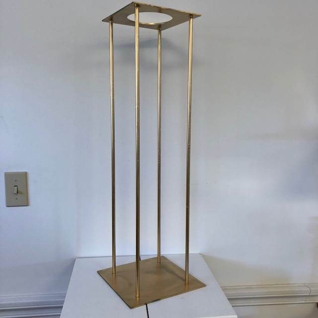 Wholesale gold plated Harlow stand supplier