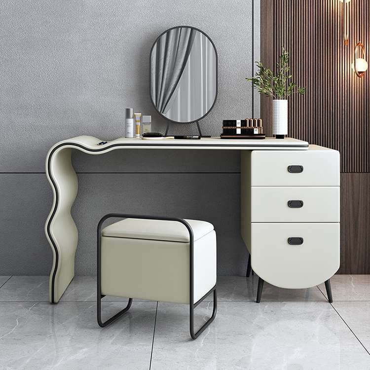 Nordic solid wooden makeup dresser dressing table bedroom furniture Supplier