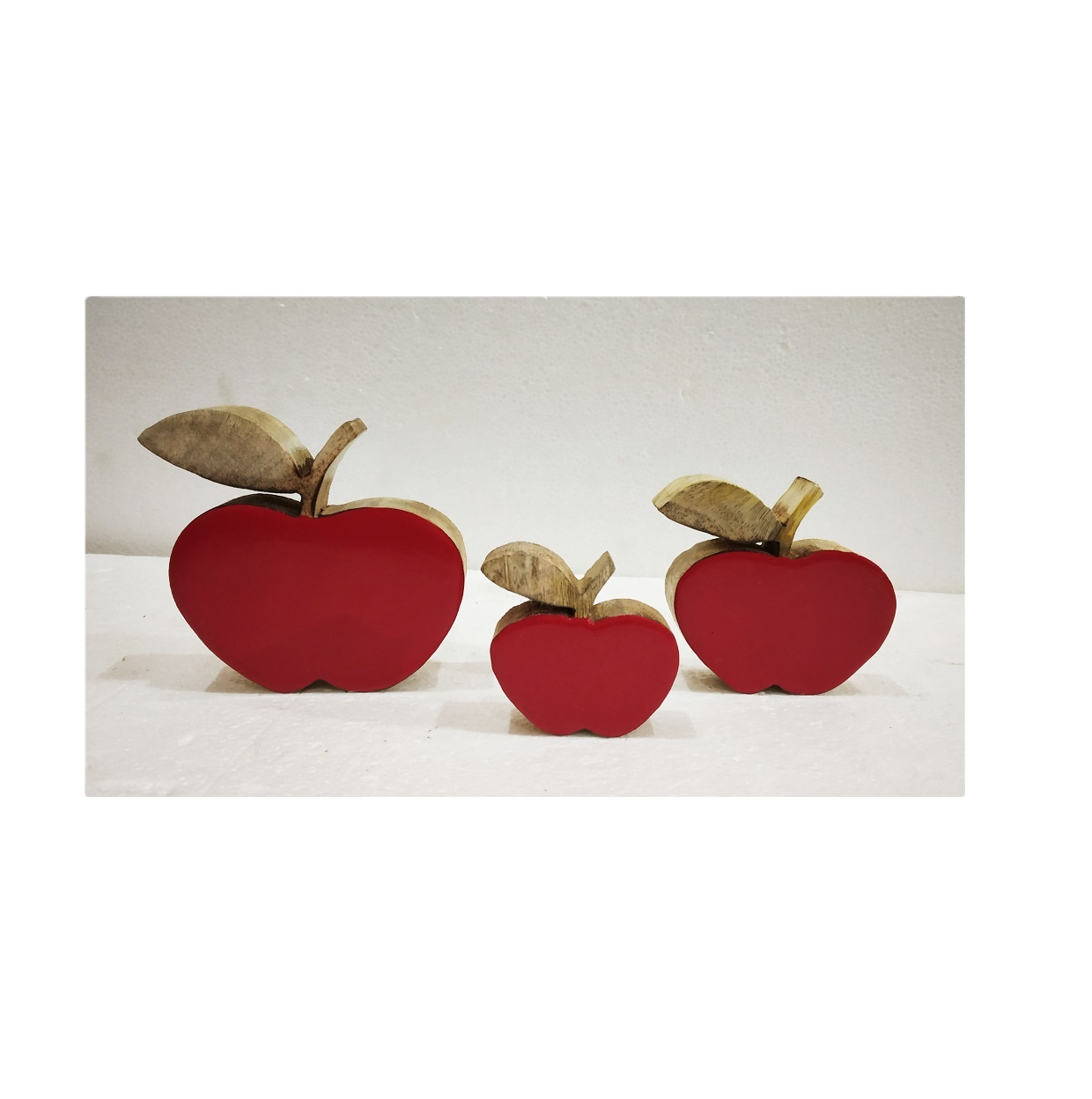 Wholesale oF Wood crafts home decor Apple